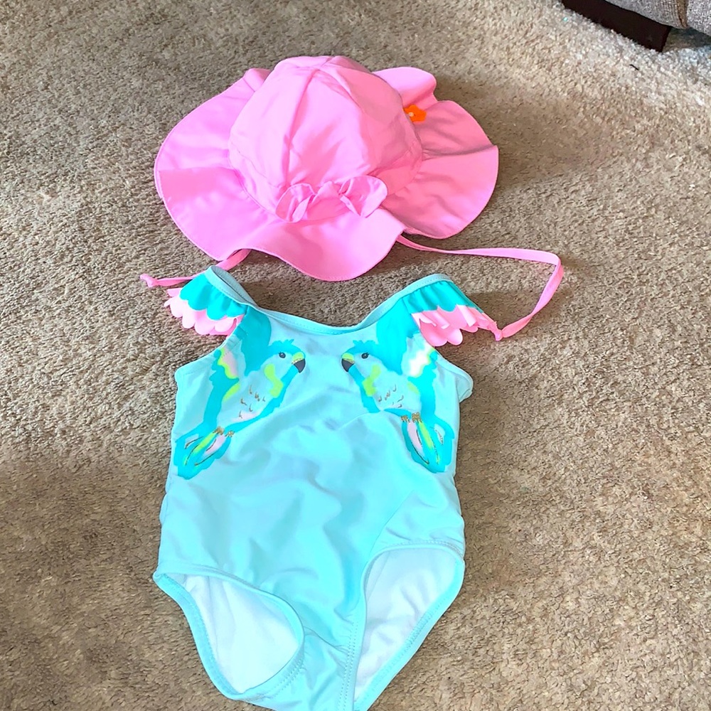Swimsuit and Hat 👒 set